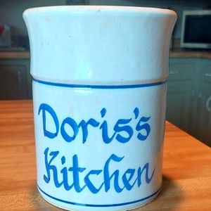 Stoneware 2 Quart Crock.  Doris's Kitchen